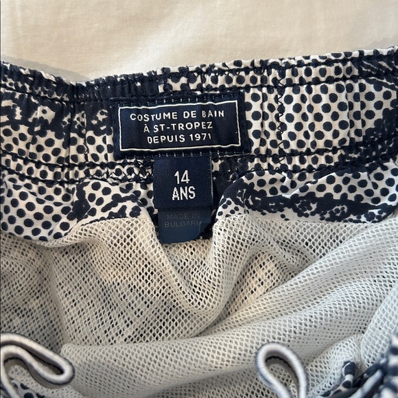 Vilebrequin Boys Navy Blue and White Fish Pattern Swim Trunks